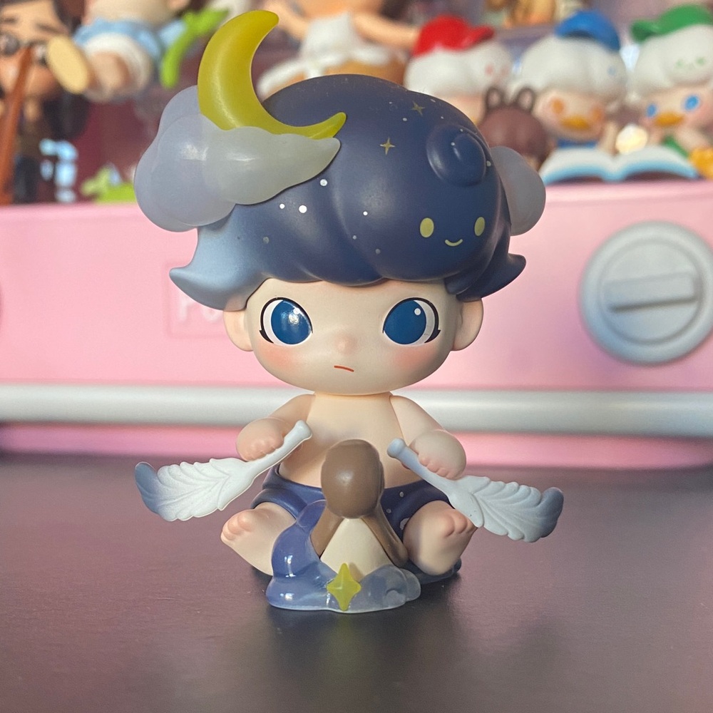 Pop Mart Dimoo Weaving Wonders Series Moonlight Explorer figure